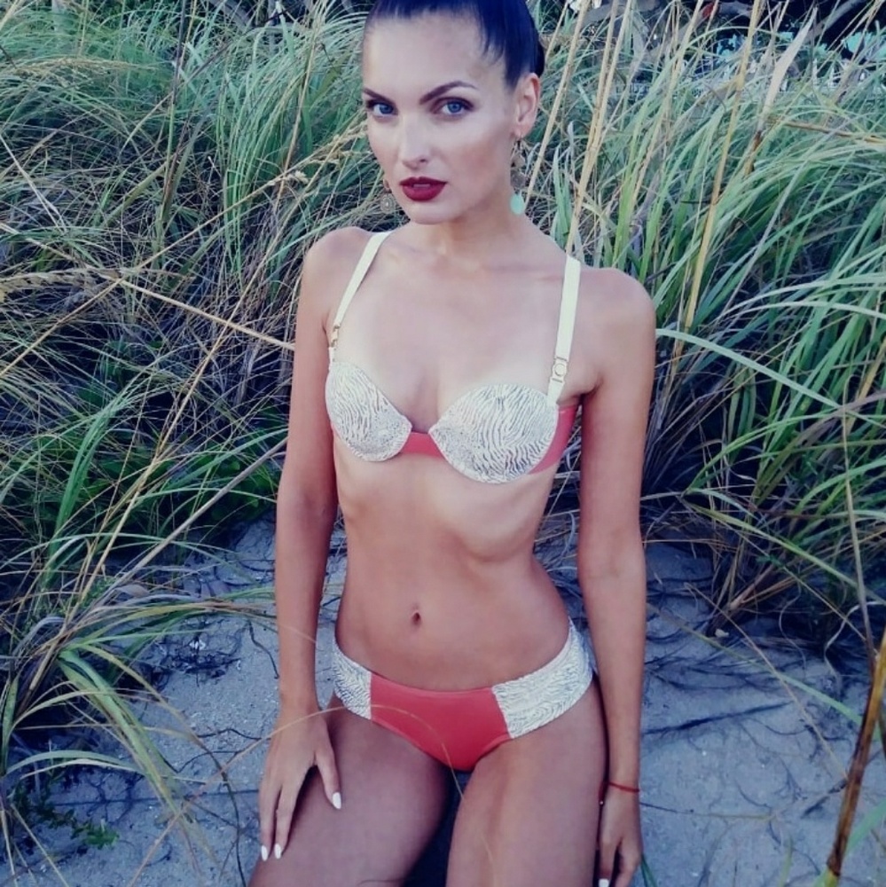 Bikini